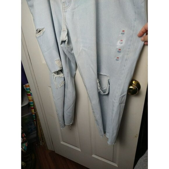 $ OLD Navy Women's Light Wash Slouchy Straight High Rise Distressed PantsSize 28 - Picture 8 of 16